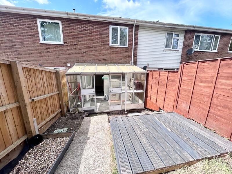 Property photo 1 of 11 Photo 7