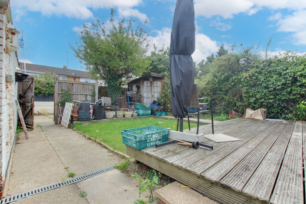 Property photo 2 of 13