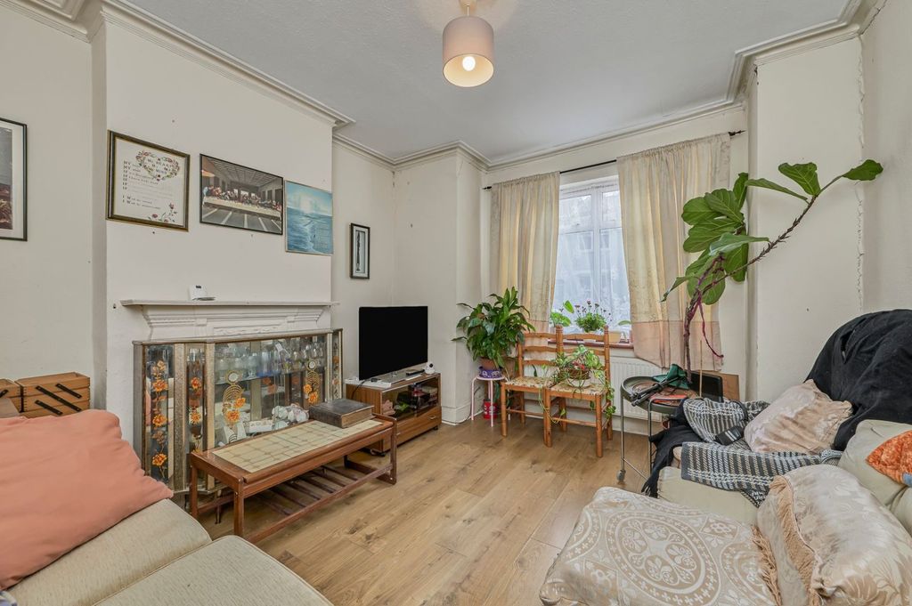 Property photo 2 of 8 Picture No. 02