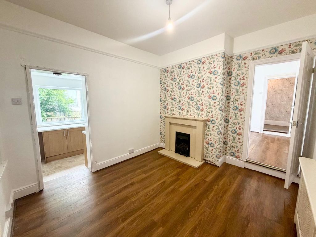 Property photo 3 of 12 Reception Room