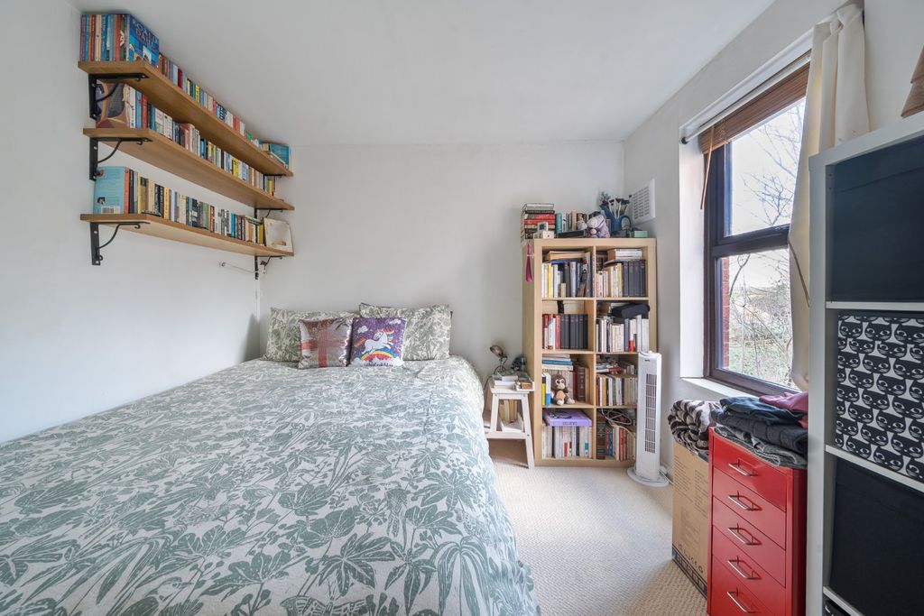 Property photo 3 of 19 Picture No. 03