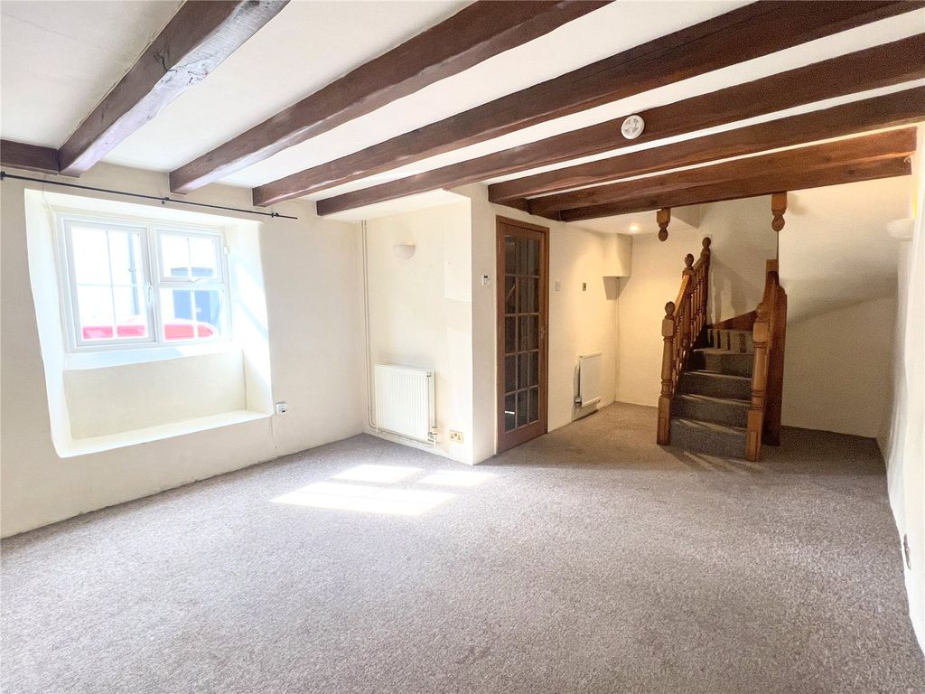 Property photo 2 of 13 Picture No. 34