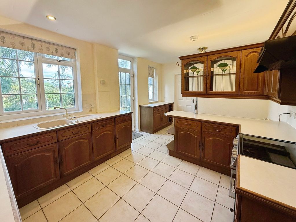 Property photo 3 of 20 Kitchen Breakfast Room