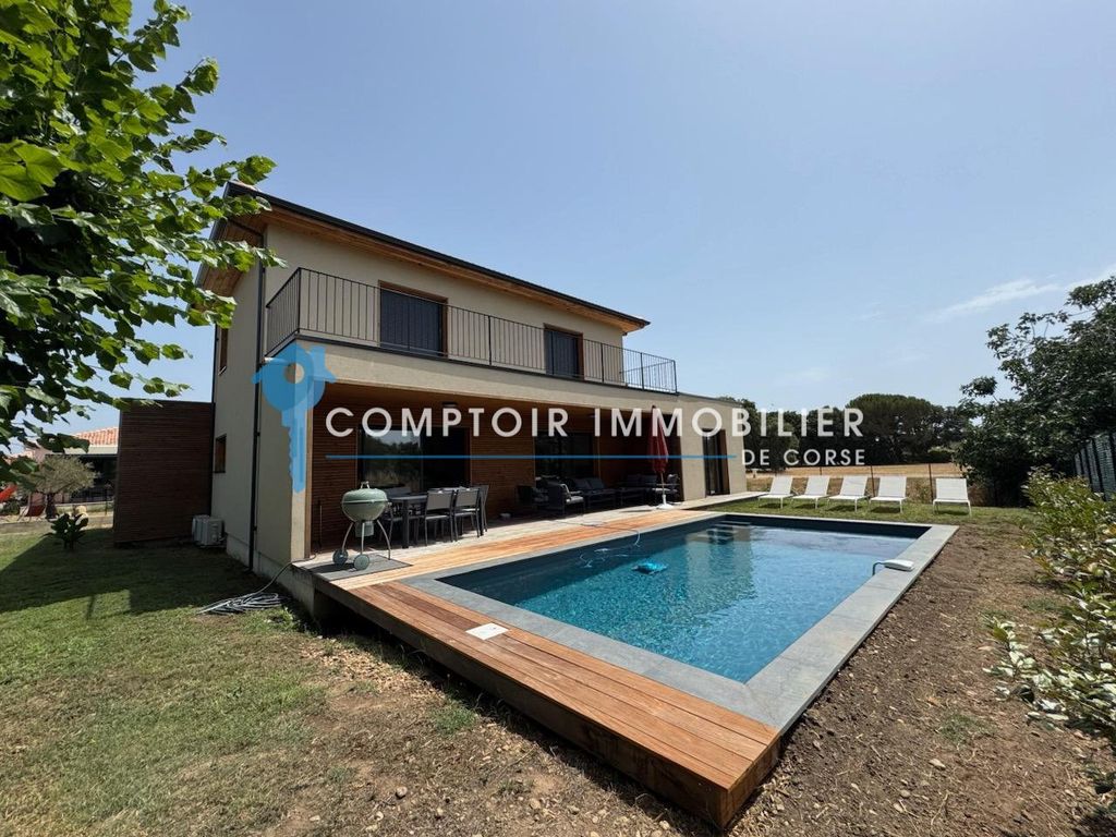 Property photo 1 of 22 Villa T5 With Swimming Pool And Garage Ghisonaccia Sector