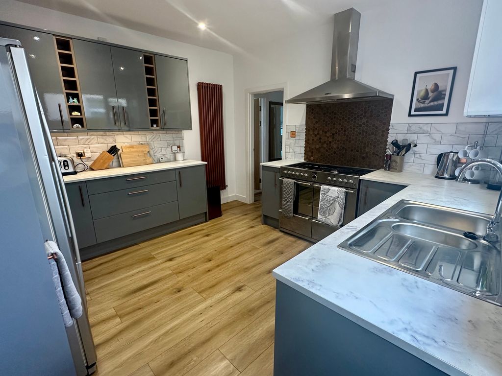 Property photo 2 of 13 Img_7259