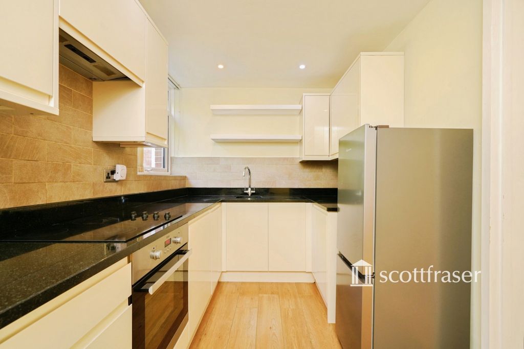 Property photo 2 of 15 Pbox-Img.Jpg
