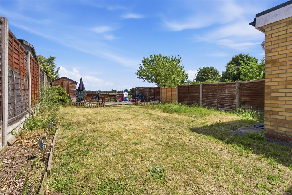 Property photo 3 of 18 Img_1224.Jpg