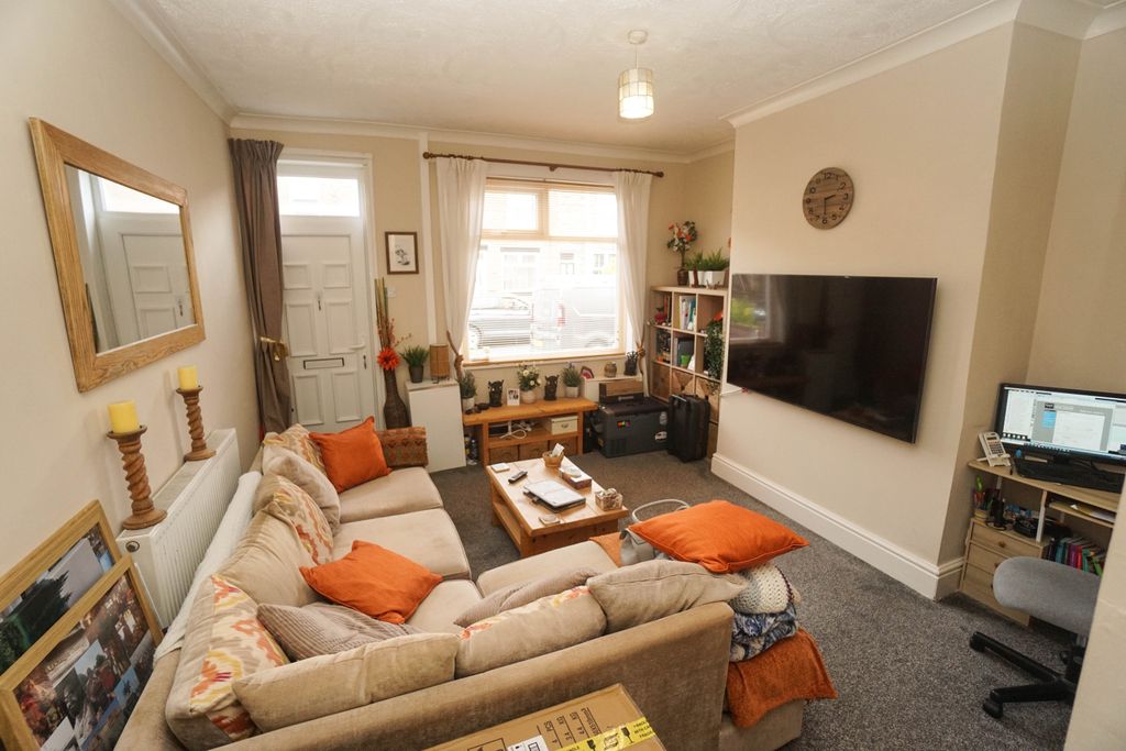 Property photo 2 of 10 Photo 10