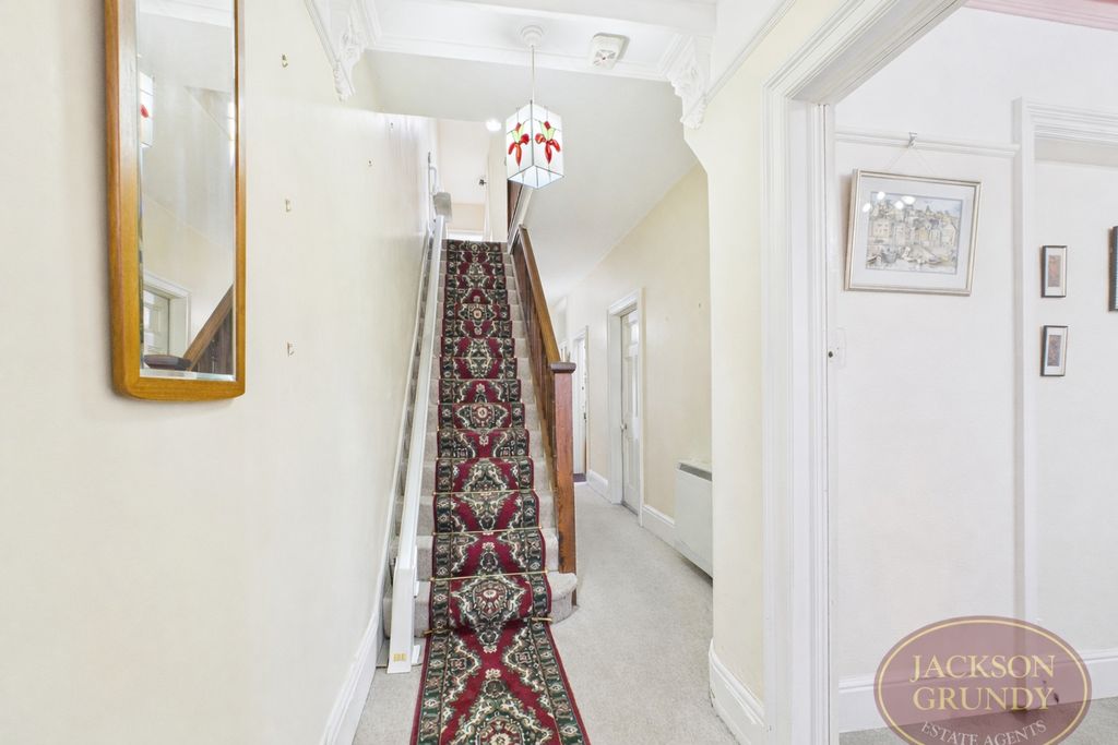 Property photo 3 of 16 Photo 16