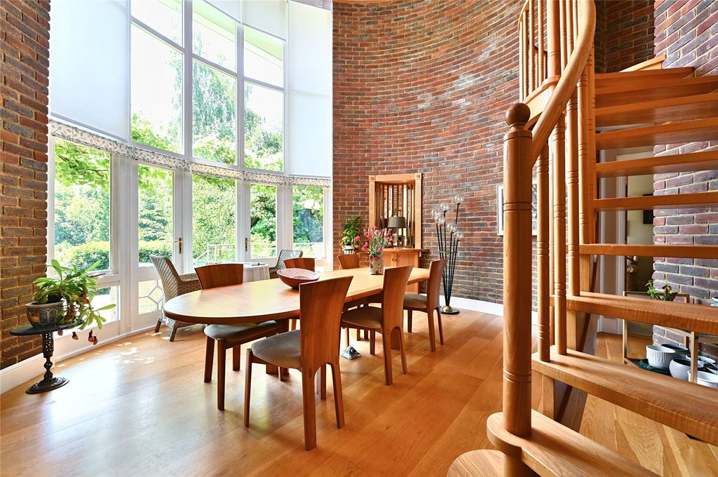 Property photo 2 of 19 Dining Room
