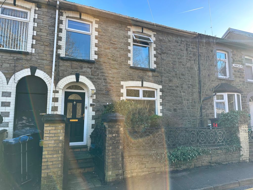 Property photo 1 of 27