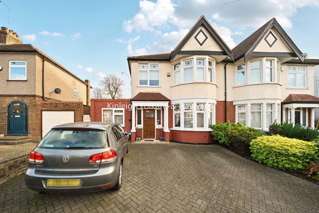 Property photo 1 of 22 Picture No. 07