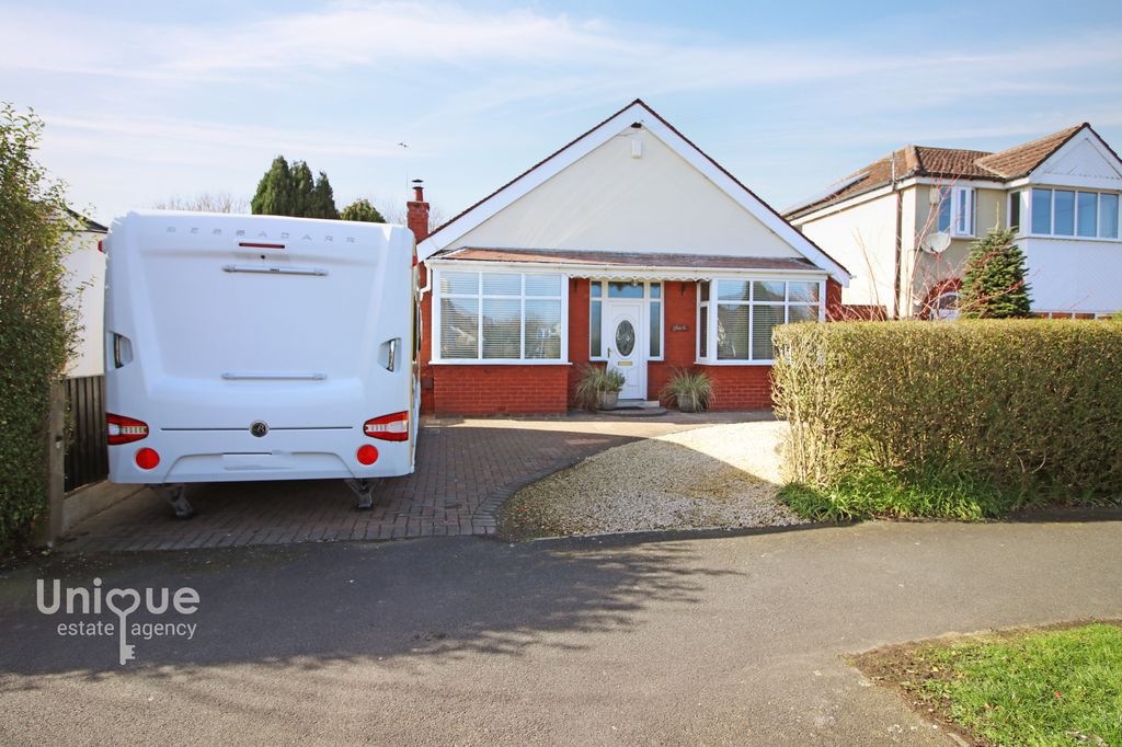 Property photo 3 of 29