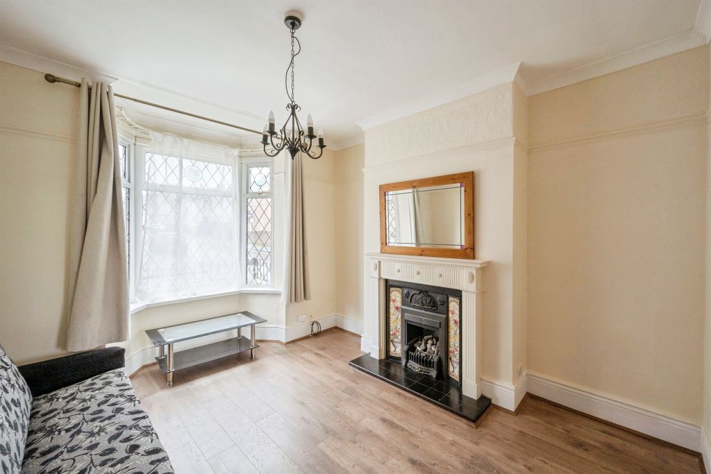 Property photo 2 of 20