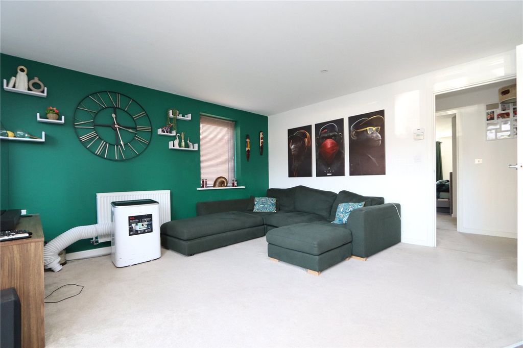 Property photo 3 of 11 Picture No. 09