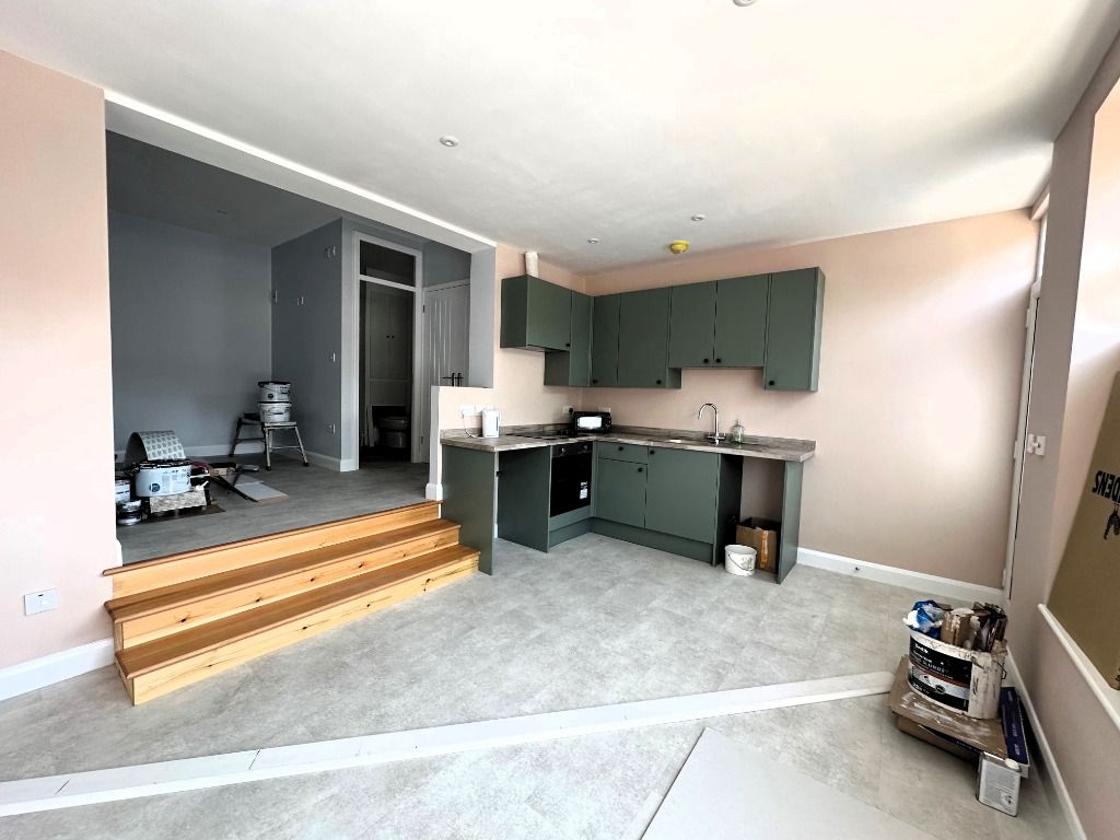 Property photo 1 of 4
