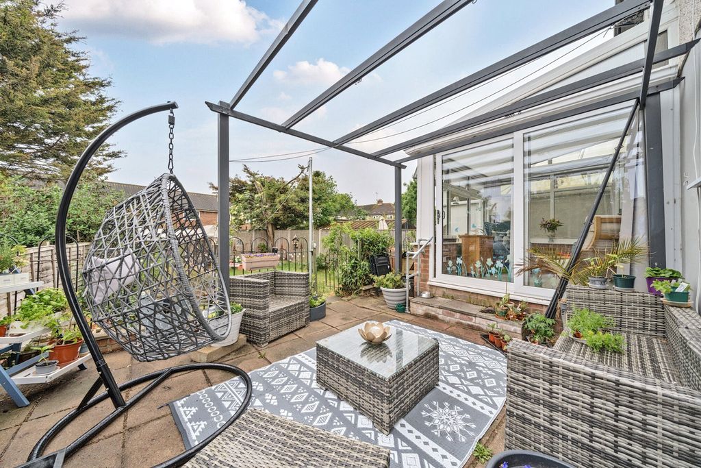 Property photo 1 of 24 Rear Garden