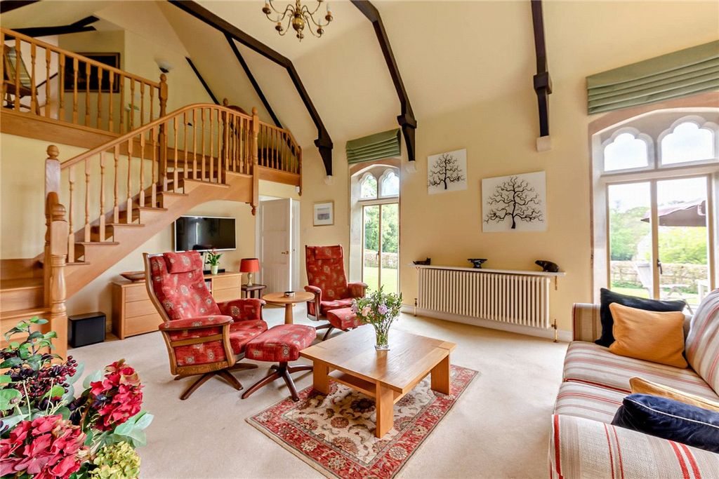 Property photo 3 of 34 Picture No. 27