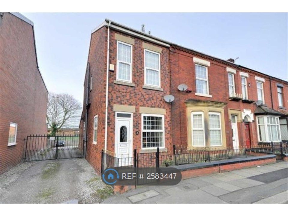 Property photo 1 of 11 Front