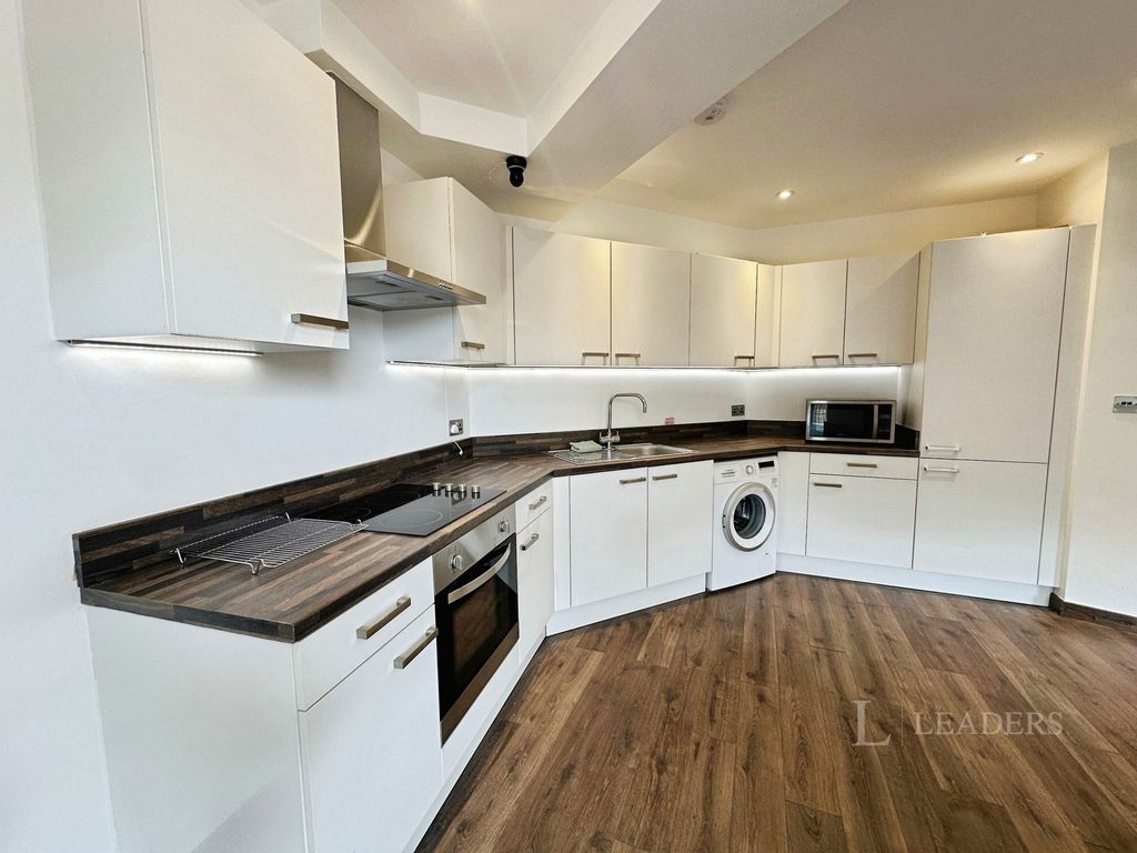 Property photo 2 of 11 Pbox-Img.Jpg