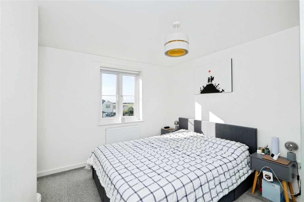 Property photo 2 of 22 Picture No. 41