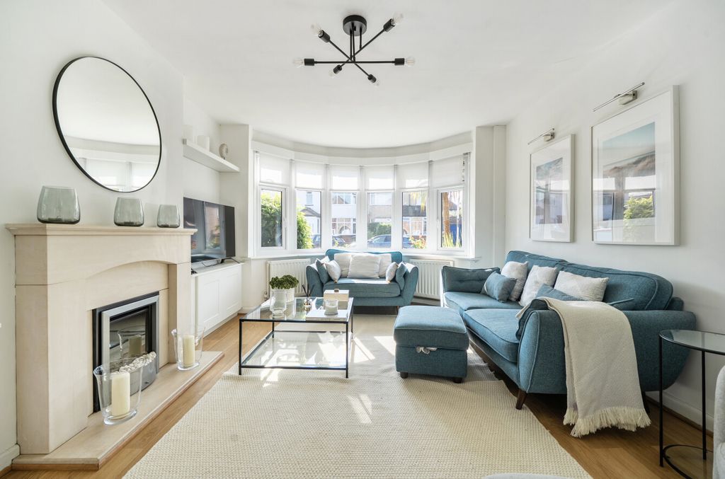 Property photo 2 of 15 1494509-32-6A591A...
