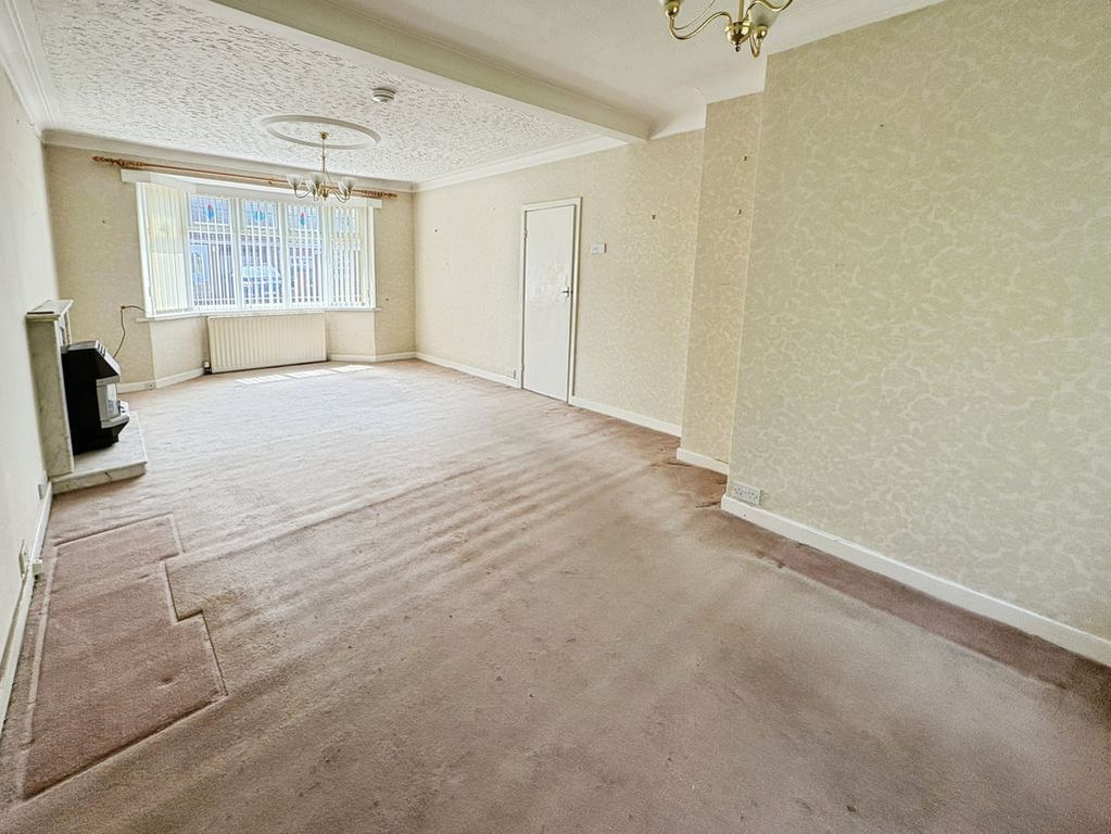 Property photo 3 of 15 Photo 1