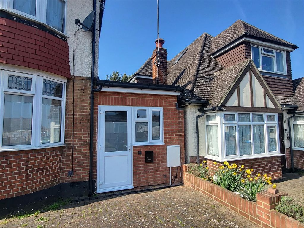 Property photo 2 of 17 Annexe Entrance