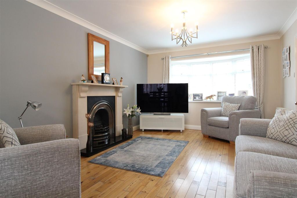 Property photo 2 of 17 B.Lo.Jpg