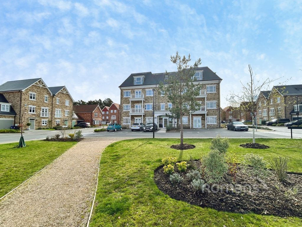 Property photo 1 of 16 Pbox-Img.Jpg