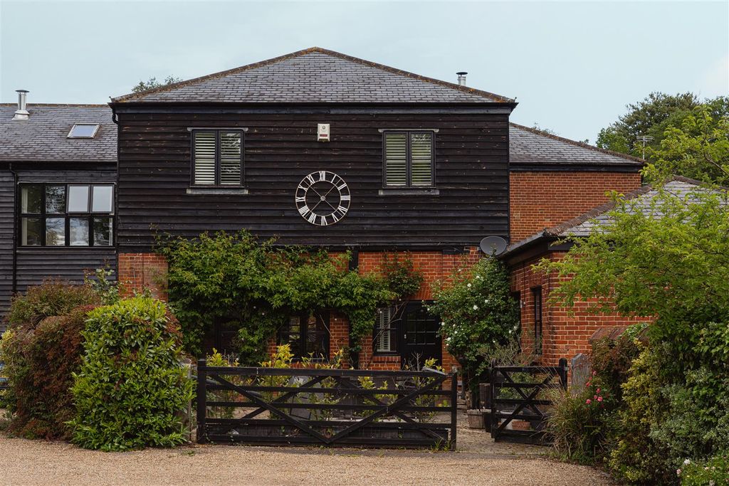Property photo 1 of 18 1.Jpg