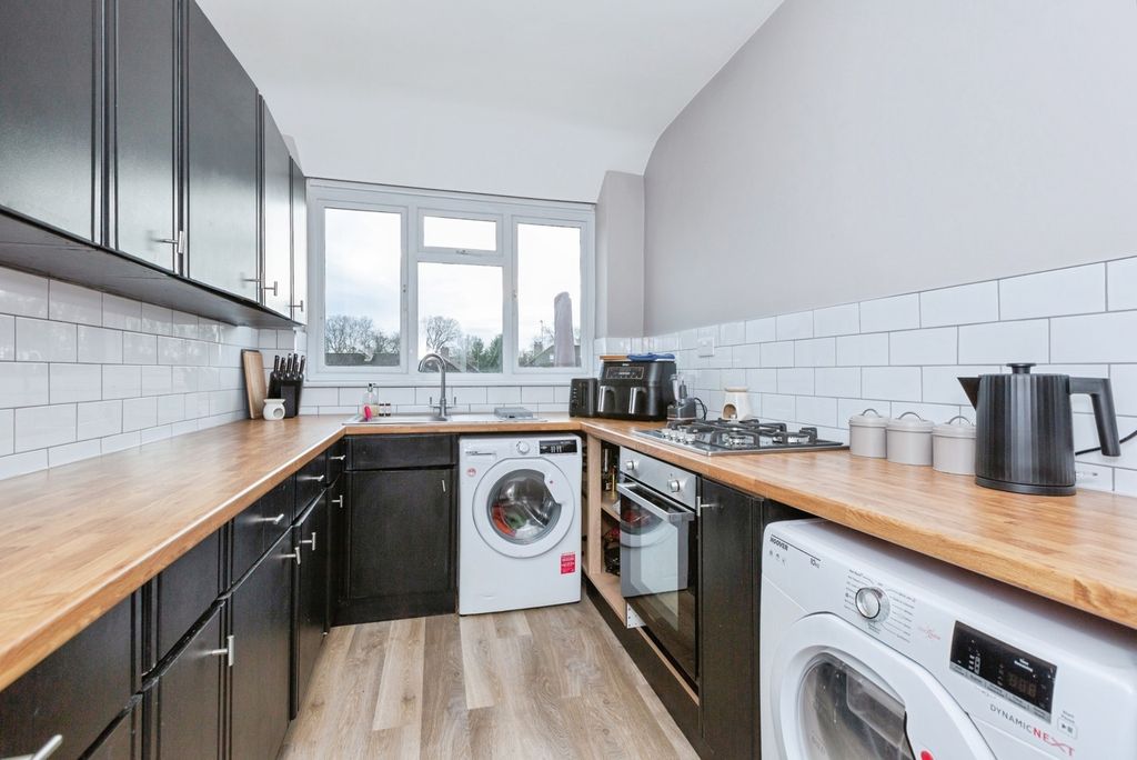 Property photo 2 of 36 Pbox-Img.Jpg