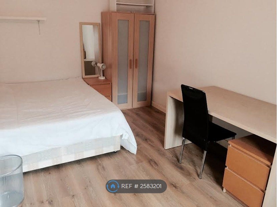 Property photo 1 of 5