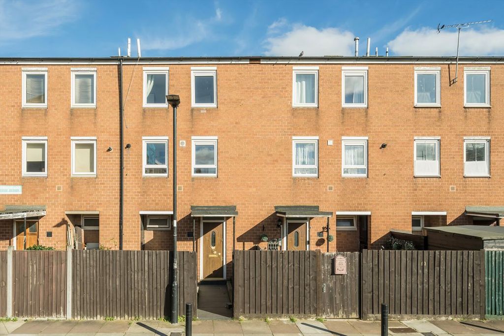 Property photo 1 of 7