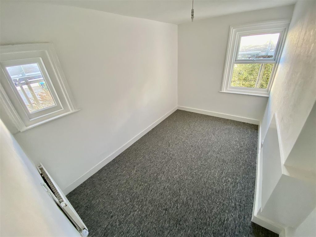 Property photo 3 of 4 West Street 3.Jpg