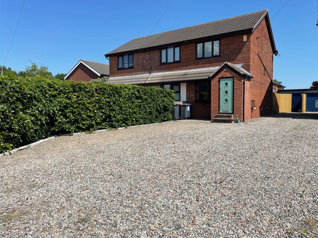 Property photo 1 of 28