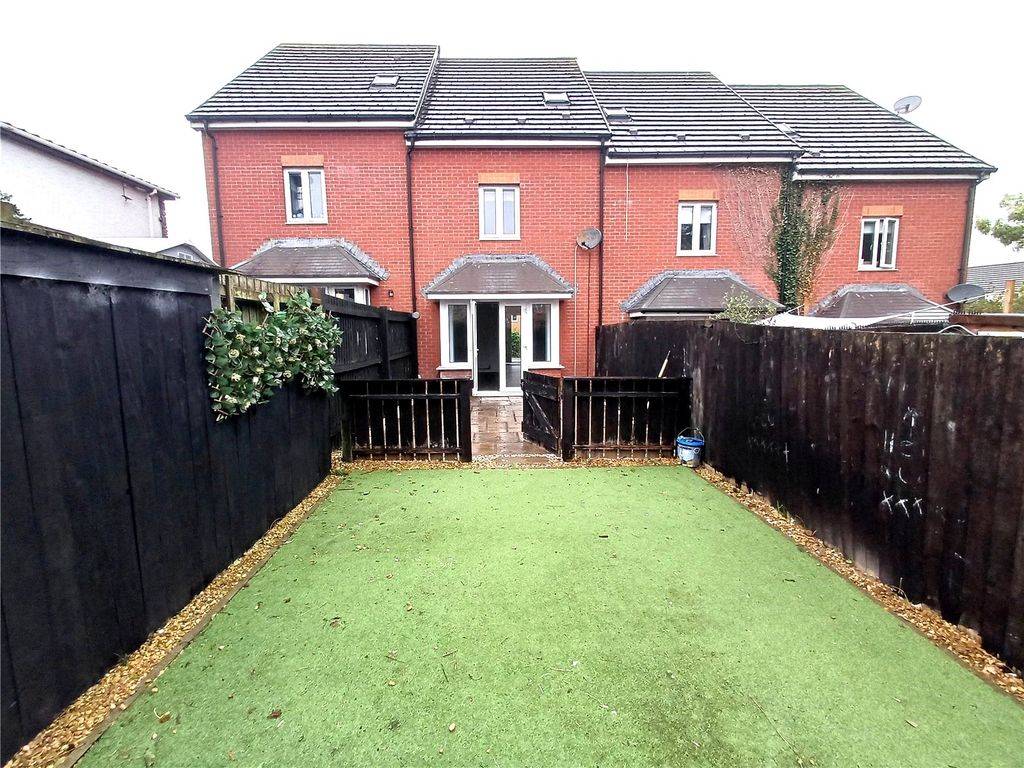 Property photo 2 of 15 Picture No. 38
