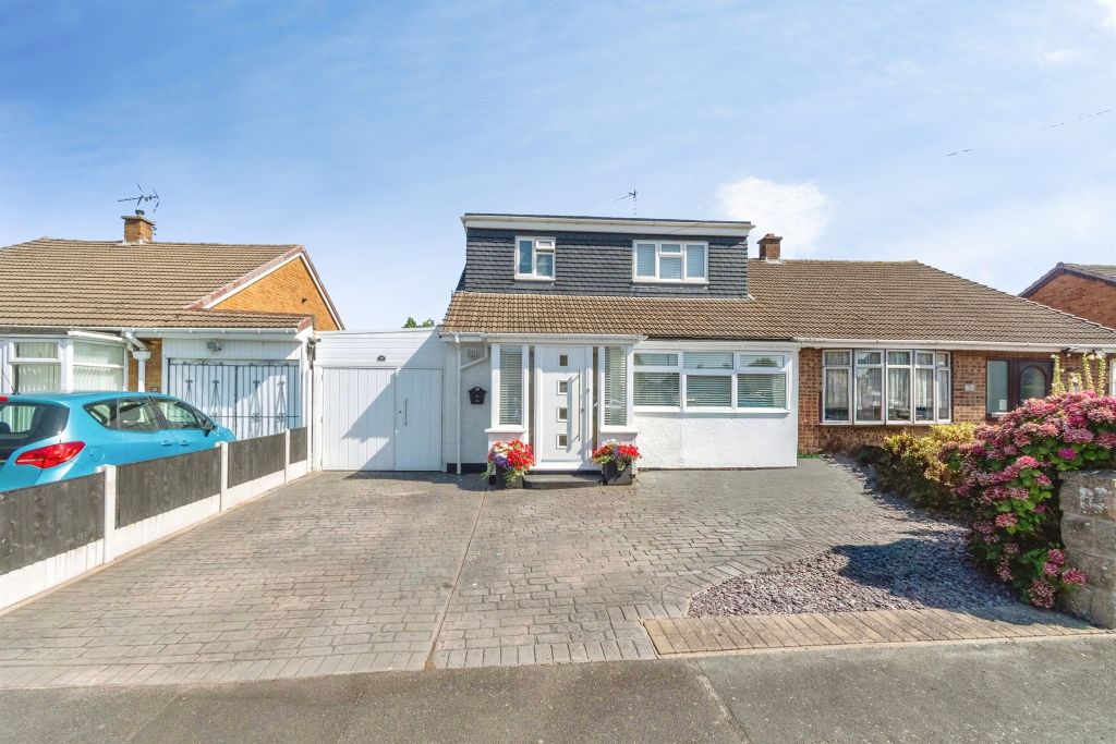 Property photo 1 of 17