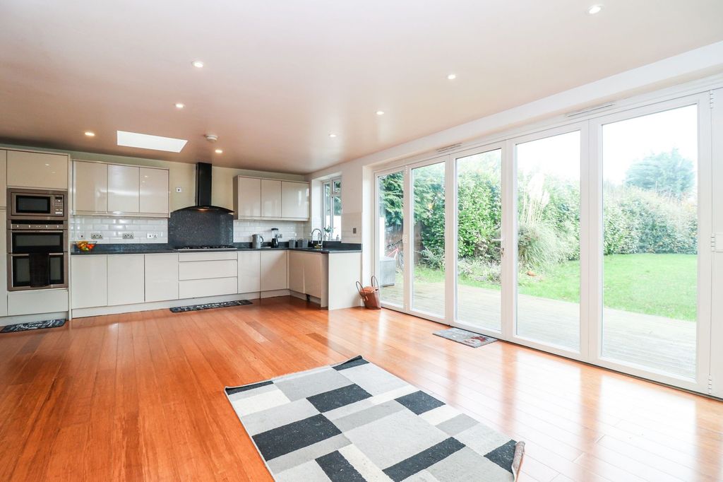 Property photo 2 of 23 Open Plan Kitchen-Dining Room