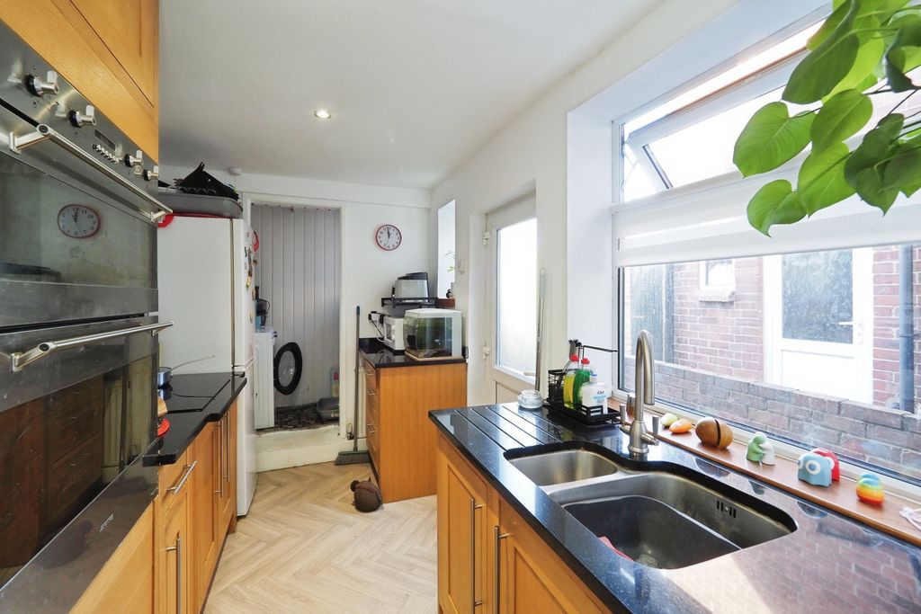 Property photo 2 of 20 Img_3493