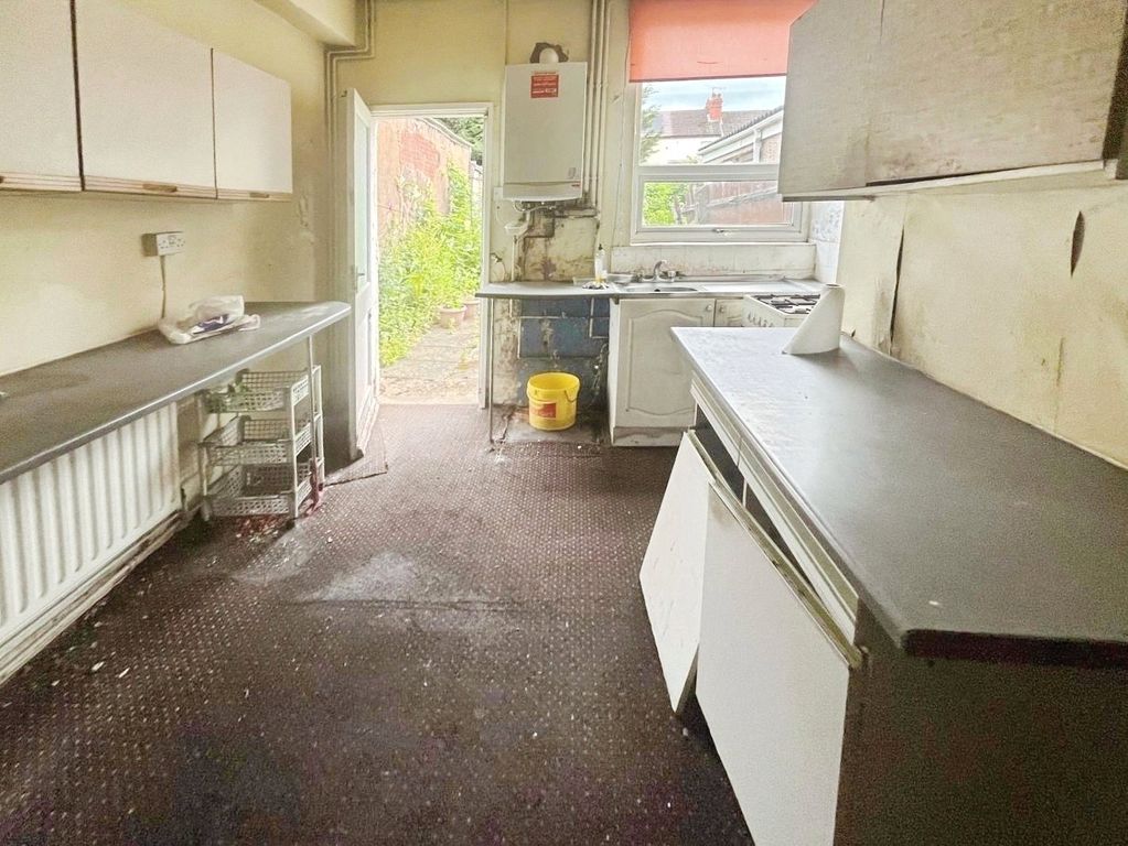Property photo 2 of 13 Picture No. 02