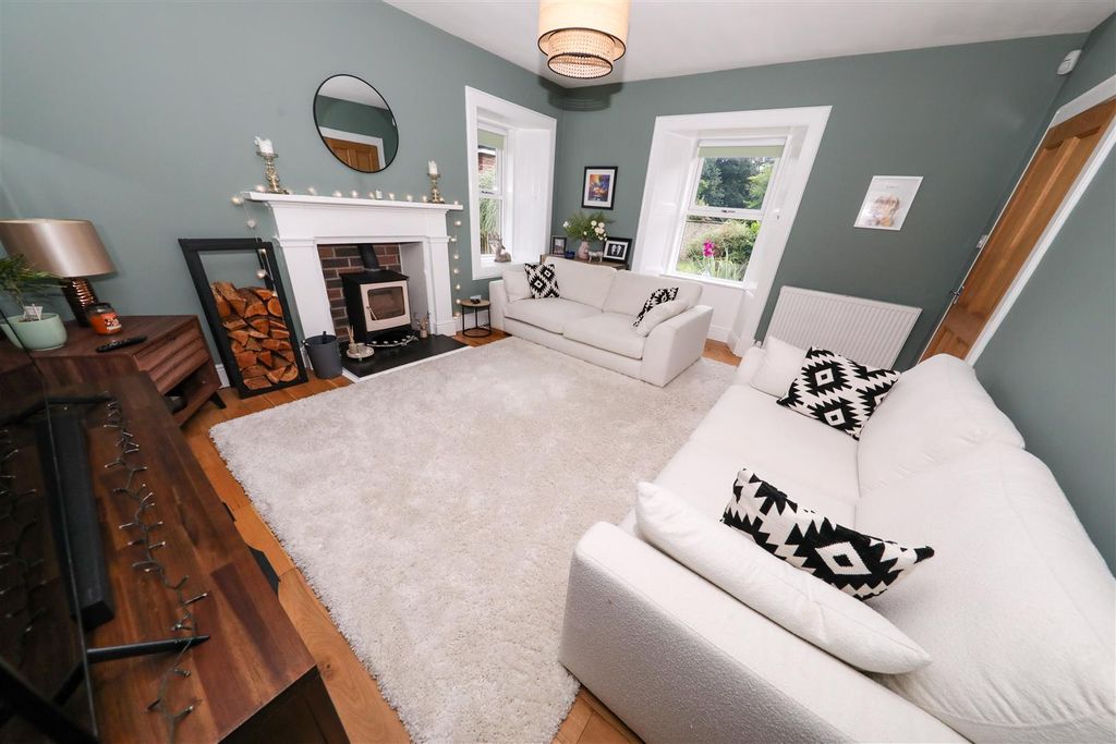 Property photo 2 of 29 B