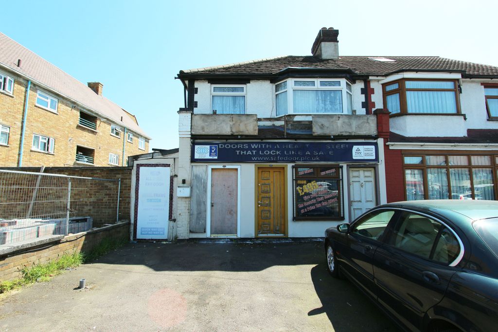 Property photo 2 of 15