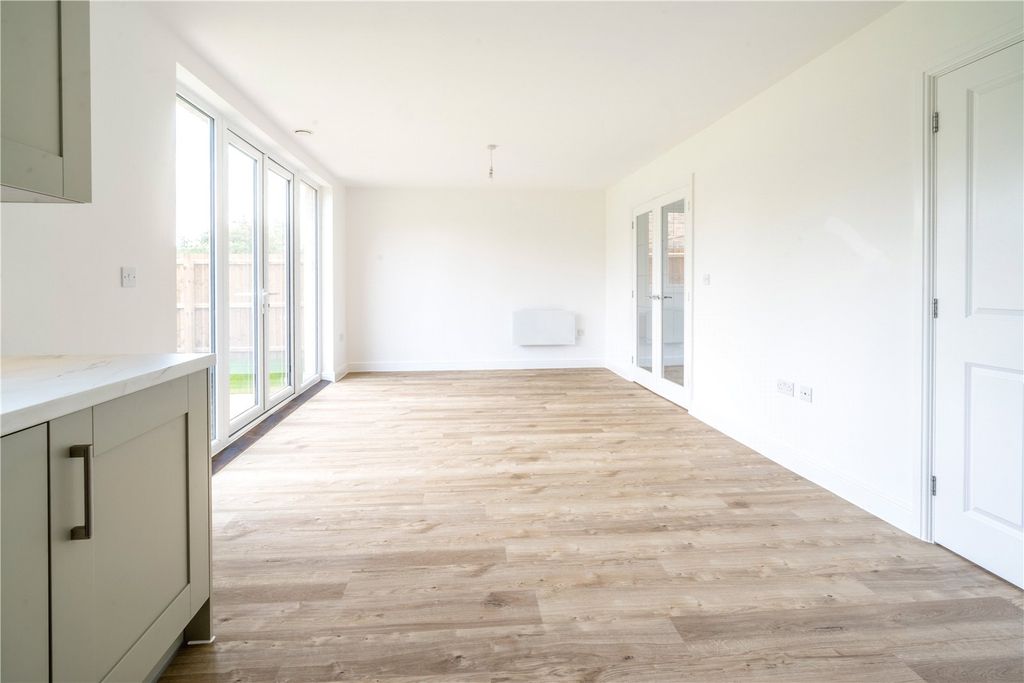 Property photo 3 of 14 Plot 46