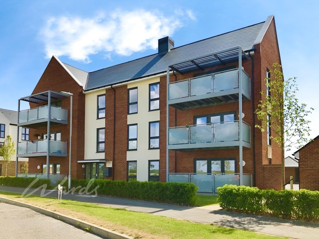 Property photo 1 of 8 71Ea3618-Avocet 2...