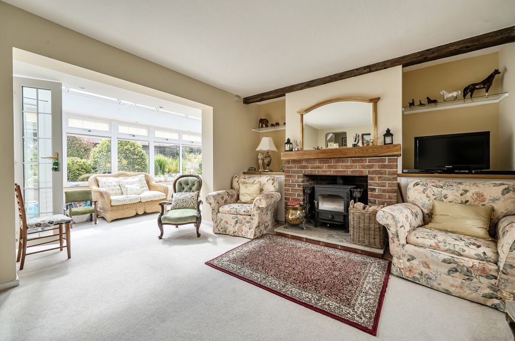 Property photo 3 of 35 1459426-4-6A27Dad...