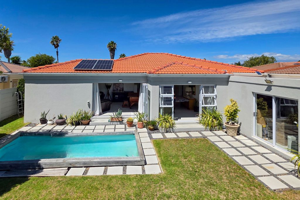 Property photo 1 of 29 1TV1732316