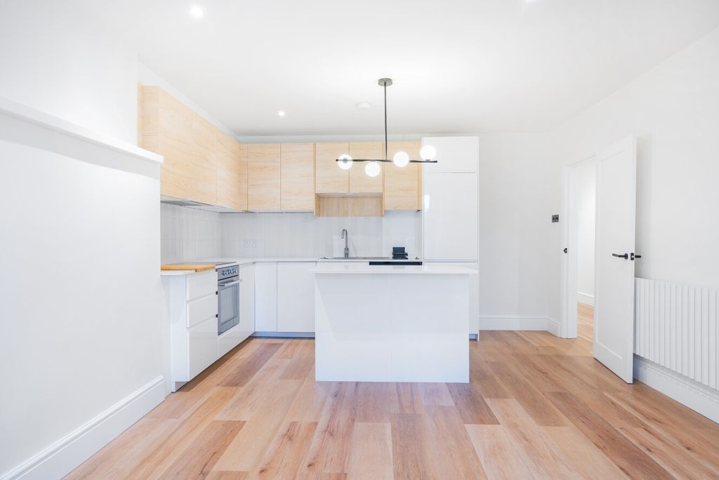 Property photo 2 of 14 1205516 (4)