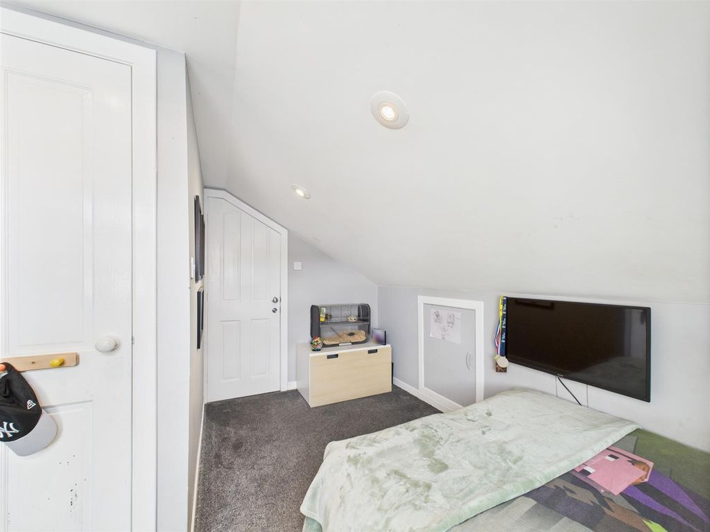 Additional image 15 of 4 bed detached house for sale39 Oakbank Crescent, Perth PH1