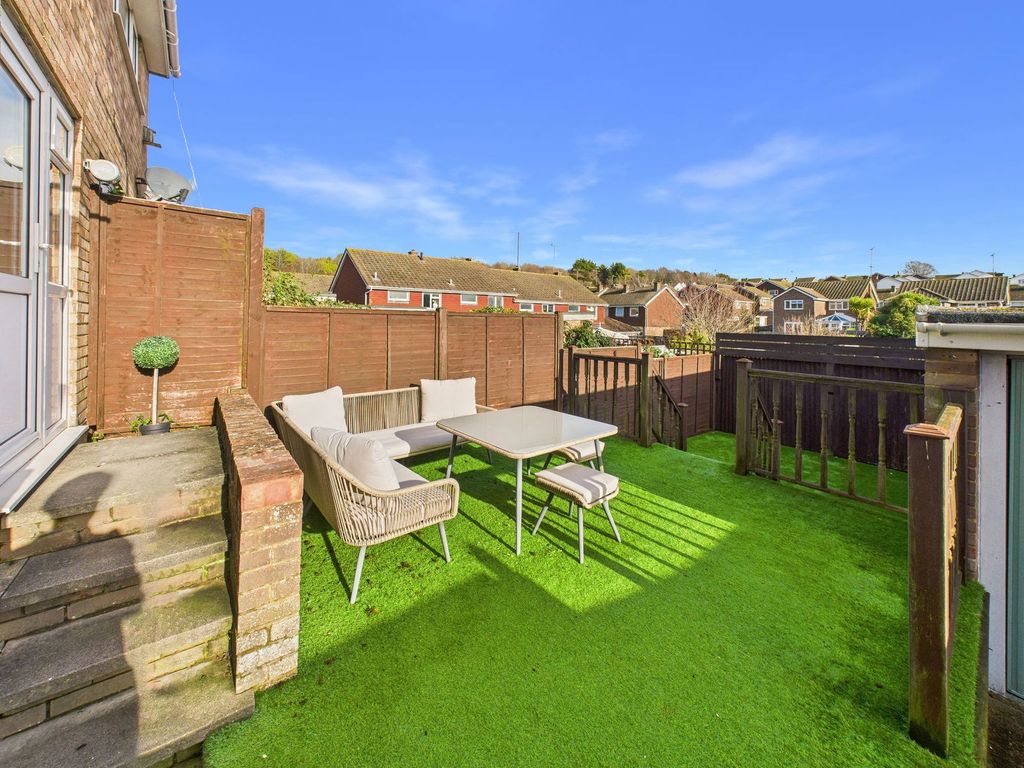 Property photo 3 of 14